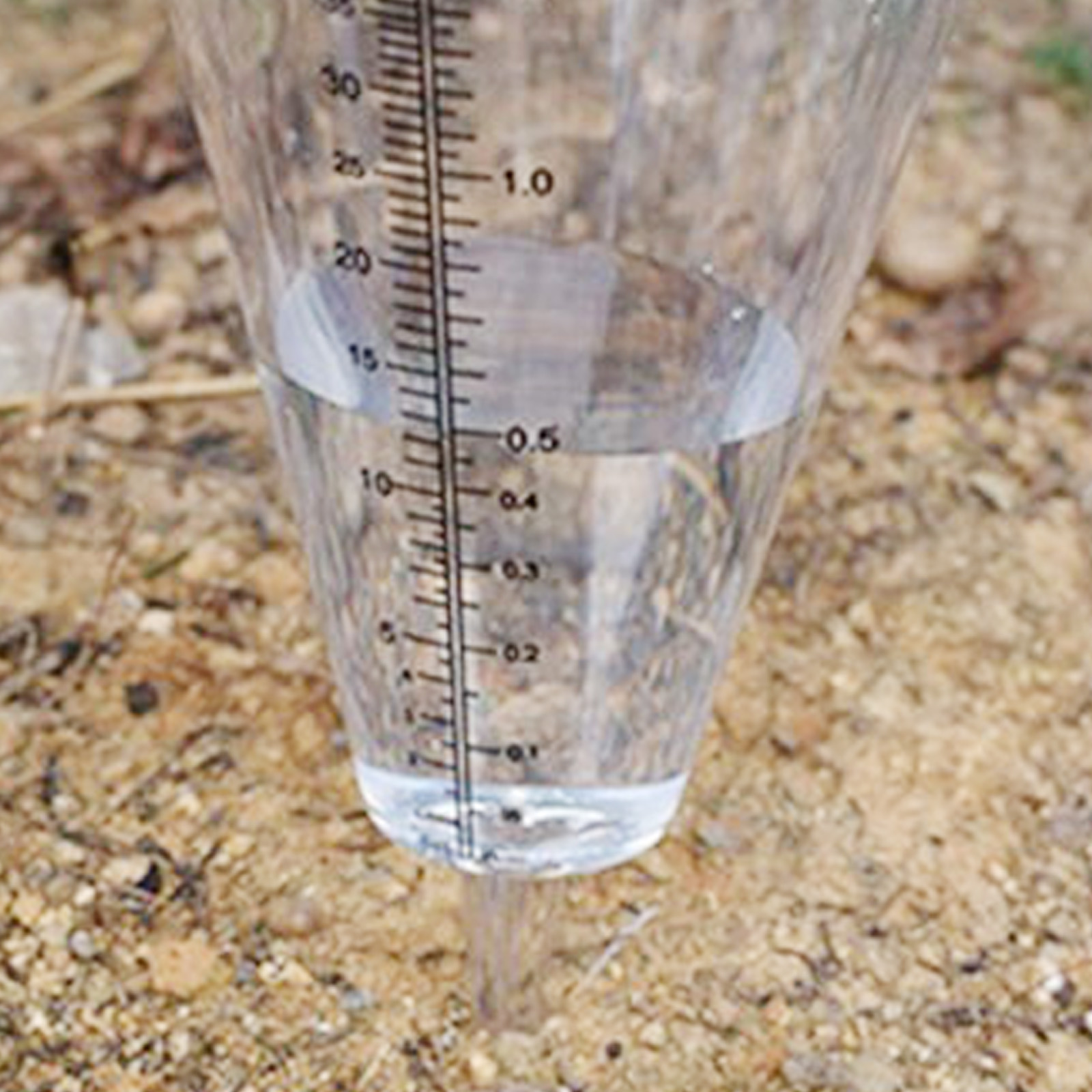 Grondregenmeter met kegelvormi - Gardening Tools You Need recensie en prijs